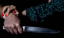 Şəmkirdə qardaş bacısını bıçaqlayıb