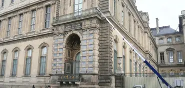 Luvr muzeyindən oğurluqda şübhəli bilinən daha 4 nəfər saxlanılıb