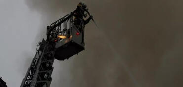 Yaponiyada bir həftədir böyük yanğını söndürmək mümkün olmayıb