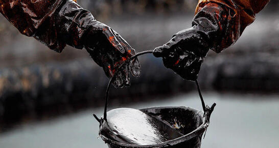 Baş nazirin müavini: Dünya iqtisadiyyatı neft çatışmazlığı ilə üzləşə bilər