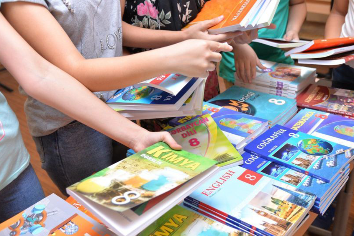 Növbəti tədris ilində dərsliklərdəki mətnlərdə dilin zənginliyi genişləndiriləcək