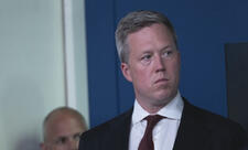 KİV: ABŞ Ordusunun katibi Ukraynanı qaçılmaz məğlubiyyət barədə xəbərdar edib