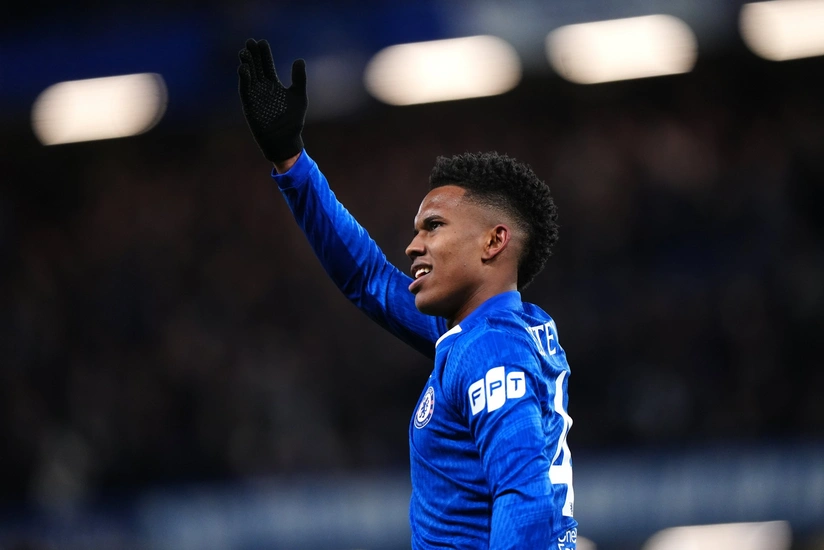 18 yaşlı braziliyalı hücumçu Mbappe və Holannın nailiyyətini təkrarlayıb