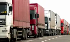 Gürcüstan Gəlirlər Xidməti: Qırmızı körpüdə yük avtomobilləri üçün gömrük prosedurları xüsusi rejimdə həyata keçirilir