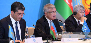 Ömer Kocaman Azərbaycanın TDT ölkələri arasında həyati körpü rolu oynadığını bildirib