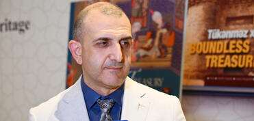 Səbuhi Əhmədov: Yeni kitab seriyası Azərbaycanın mədəni irsinin dünyaya çatdırılmasına kömək edir