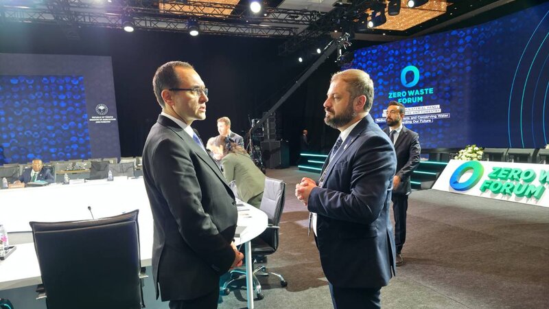 Məcnun Məmmədov İstanbulda Gevorq Papoyanla görüşdü