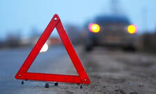 Zabrat qəsəbəsində iki avtomobil toqquşub, sürücü ölüb