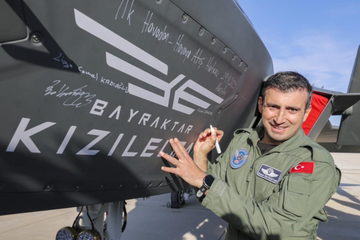 Bayraktar pilotsuz döyüş təyyarəsi dünyada bir ilkə imza atıb