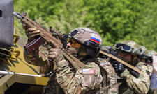 FSB Krımda yüksək rütbəli zabitin qətlinin qarşısını alıb