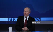 Putin Çin vətəndaşlarının Rusiyaya vizasız girişi haqqında fərman imzalayıb