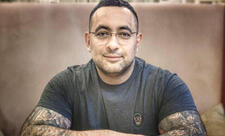 Yekaterinburqda polis və xüsusi təyinatlılar azərbaycanlını saxlayıb