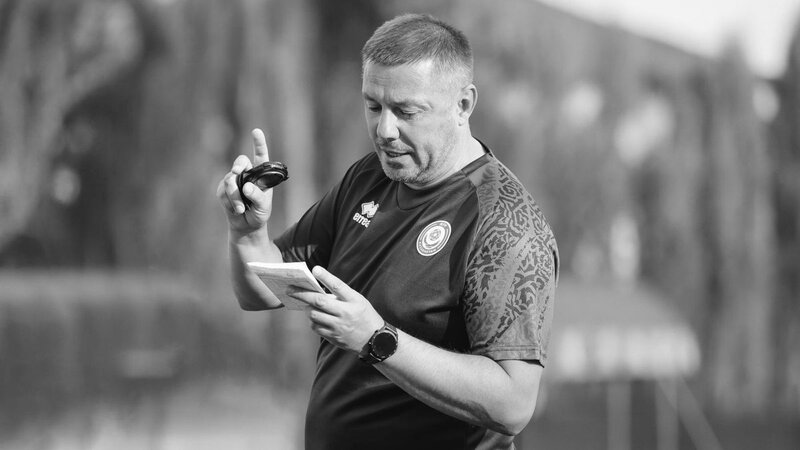 Qazaxıstan yığmasının baş məşqçisi vəfat etdi