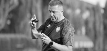 Qazaxıstan yığmasının baş məşqçisi vəfat etdi