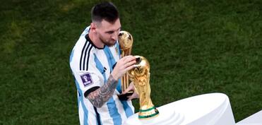 Messinin heykəli dağıdıldı - FOTO