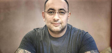 Yekaterinburqda polis və xüsusi təyinatlılar azərbaycanlını saxlayıb