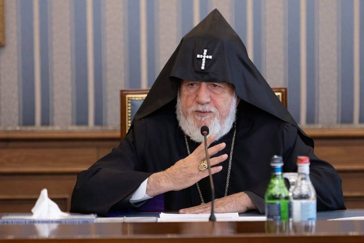 II Qaregin yepiskopların iclasını çağırıb