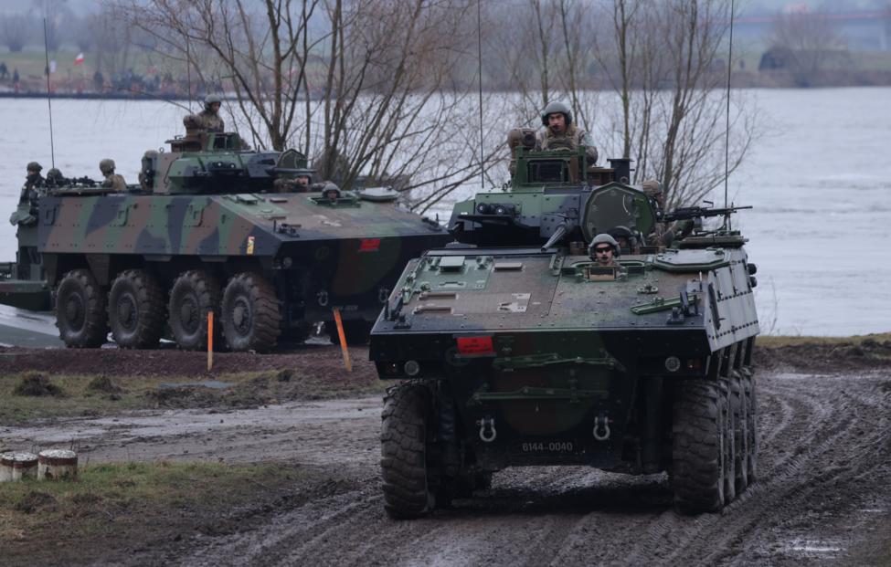 Fransa Ukraynadakı münaqişədə birbaşa iştirak etmək yollarını araşdırır