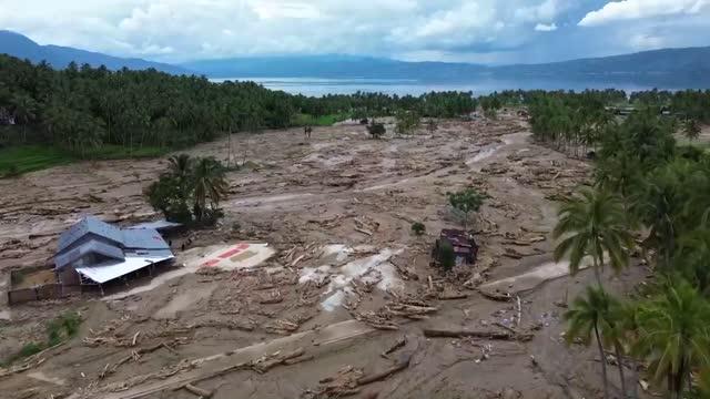 İndoneziyada daşqınlar nəticəsində ölənlərin sayı 702 nəfərə çatıb