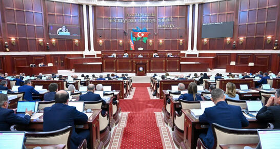 Milli Məclisdə 2026-cı il büdcə zərfinin ikinci oxunuşda müzakirəsi başlayıb