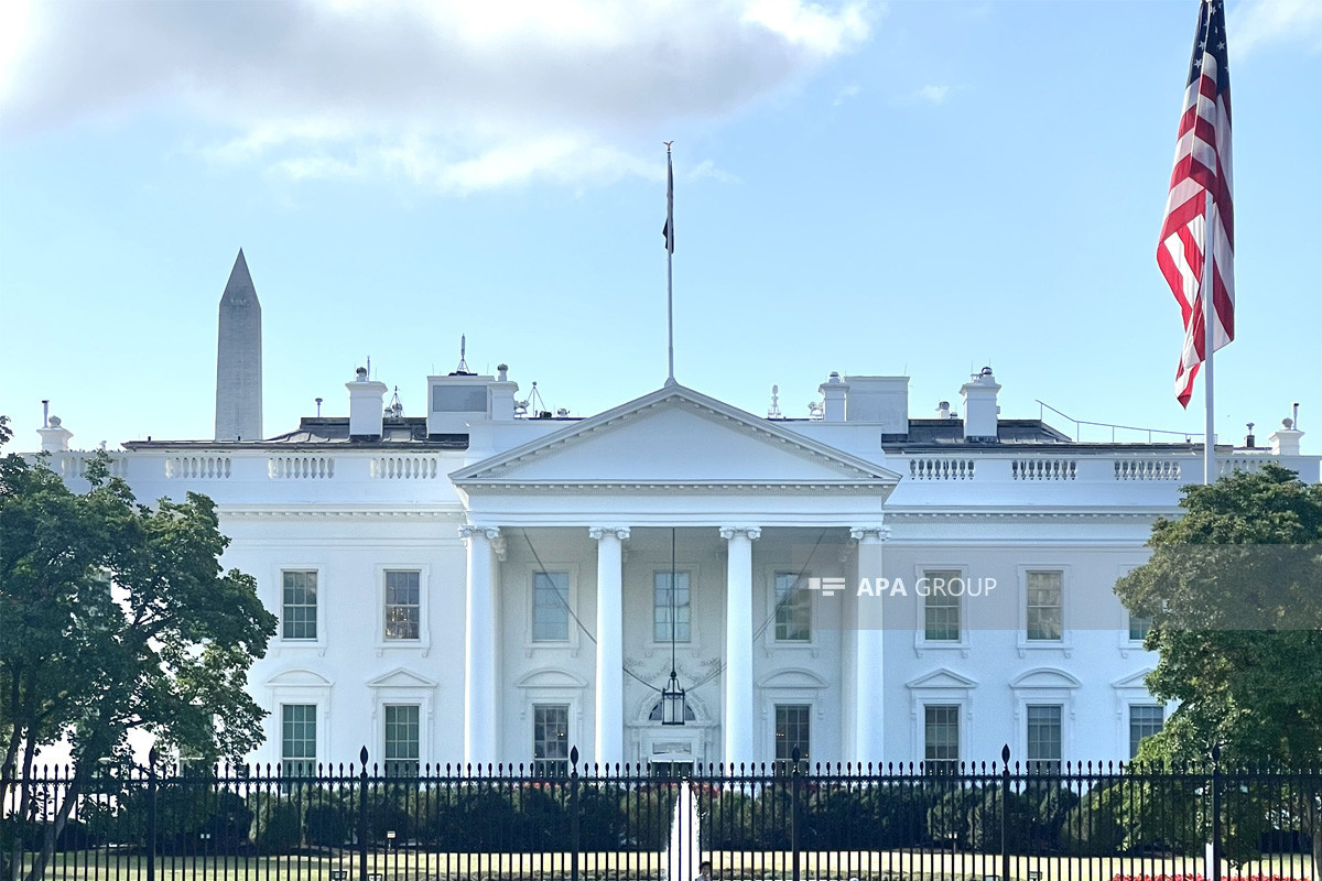 Ağ Ev: ABŞ üçün təhlükəli sayılan bəzi qanuni miqrantların vizaları ləğv edilib