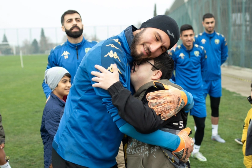 "Kəpəz" klubu əlilliyi olan şəxslərlə bağlı xüsusi tədbir təşkil edib