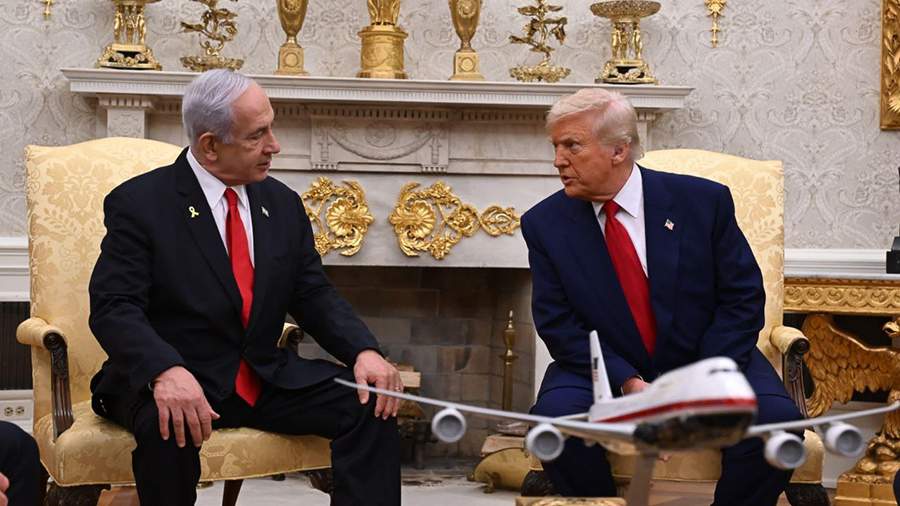 Tramp Netanyahunu Suriyaya qarşı gərginliyi artırmaqdan çəkinməyə çağırıb