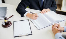 Dövlət xidmətləri sahəsində inzibati məsuliyyətə dair qanun layihəsi hazırlanacaq