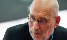 Rusiyada yazıçı Boris Akuninə 15 il qiyabi həbs cəzası verilib