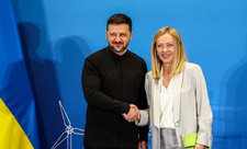 İtaliya Ukraynaya hərbi yardım haqqında fərmanı təxirə salıb