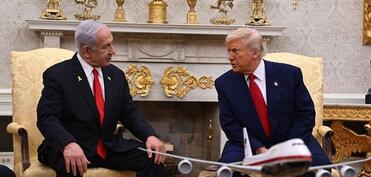 Tramp Netanyahunu Suriyaya qarşı gərginliyi artırmaqdan çəkinməyə çağırıb