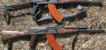 Dünən polis xeyli silah-sursat aşkarlayıb