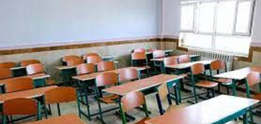 Ərdəbildə məktəblər bağlandı