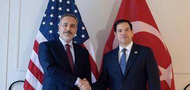 Fidan və Rutte Ukrayna və Qara dəniz məsələlərini müzakirə edib