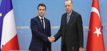 Ərdoğan Makronla Cənubi Qafqazı müzakirə edib