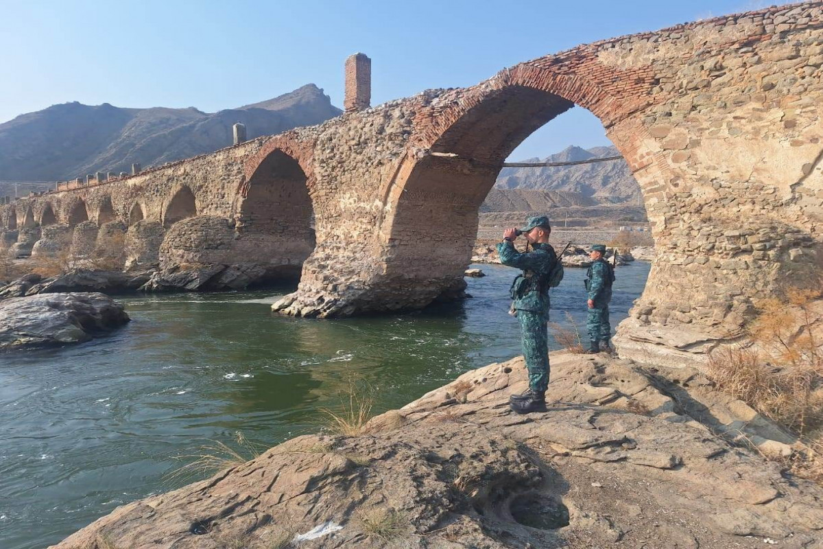 Ötən ay 27 sərhəd pozucusu saxlanılıb