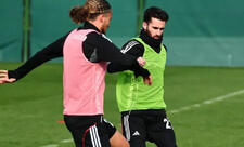 “Beşiktaş”dan ayrılmaq istəyən futbolçu məşqlərə geri qayıdıb