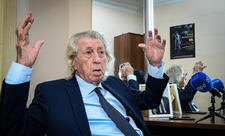 Xalq artisti Rafiq Əzimov: Bizim evə Bağırovun bağından mer-meyvə gəlirdi -MÜSAHİBƏ