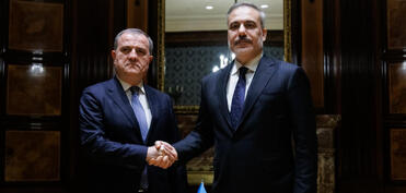 Ceyhun Bayramov Hakan Fidanla görüşüb  - YENİLƏNİB