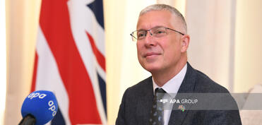 Səfir: Britaniya Azərbaycanla artan müdafiə əlaqələrindən qürur duyur