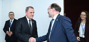 Ceyhun Bayranov Norveç XİN rəhbəri ilə görüşüb