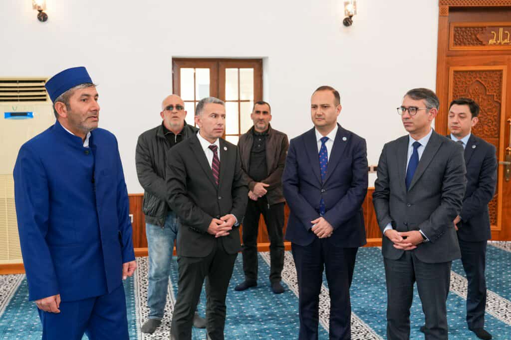 Komitə sədri "Cümə” məscidini ziyarət edib