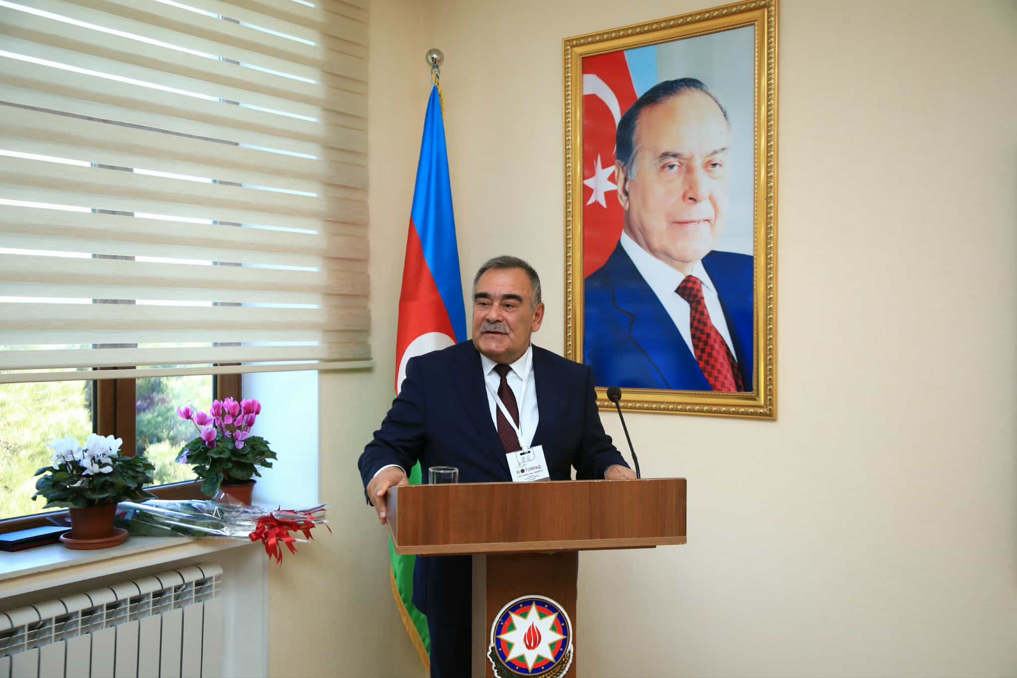 "Biotorpaq: Elmlə yaşayan kənd təsərrüfatı” mövzusunda respublika elmi-praktik konfrans keçirilib