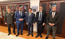 Hikmət Hacıyev NATO-nun Cənubi Qafqazdakı Ofisinin rəhbəri ilə görüşüb