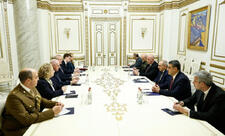 Paşinyan: Ermənistan regional kommunikasiyaların açılmasında maraqlıdır