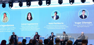 Azərbaycan–Gürcüstan Media Forumunda növbəti panel sessiya keçirilib - FOTO