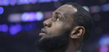 Lebron Ceymsin 1297 oyunluq uğurlu seriyası sona çatıb