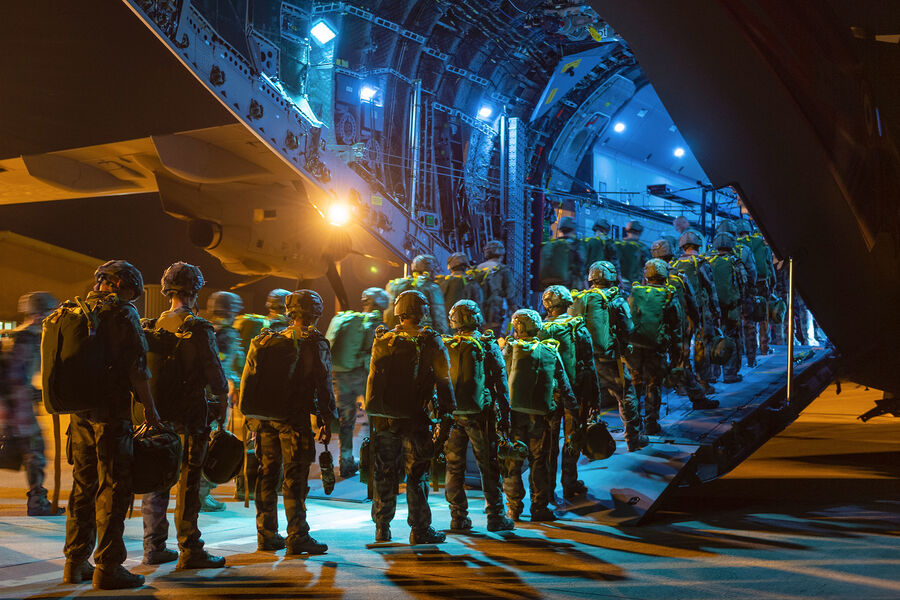 AB “özünümüdafiə” üçün hazırlaşmağa başlayıb