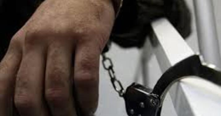 Dələduzluq etməkdə ittiham olunan 10 nəfər saxlanıldı