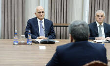 Şahin Mustafayev Abbas Əraqçi ilə görüşüb